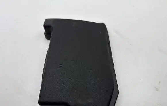 Toyota Prius (XW30) Fuse box cover 8266247090
