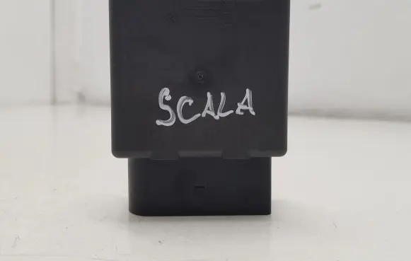 Skoda Scala Fuel injection pump control unit/module 5Q0906093A