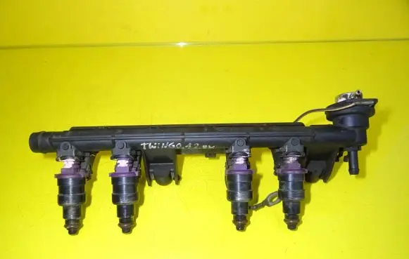 Renault Twingo I Fuel main line pipe 7700870914