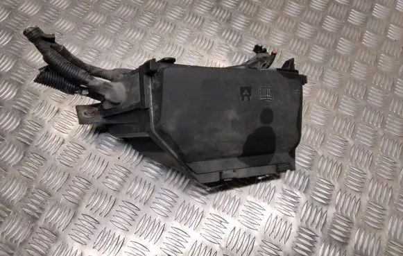 Ford Galaxy Fuse box set 8G9T14A067AB PA6GB20AGF10
