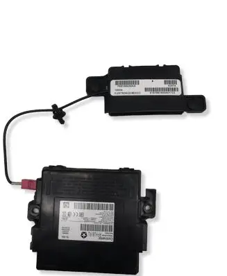Chrysler Pacifica Keyless (KESSY) go control unit/module P68366862AA P68186558AA