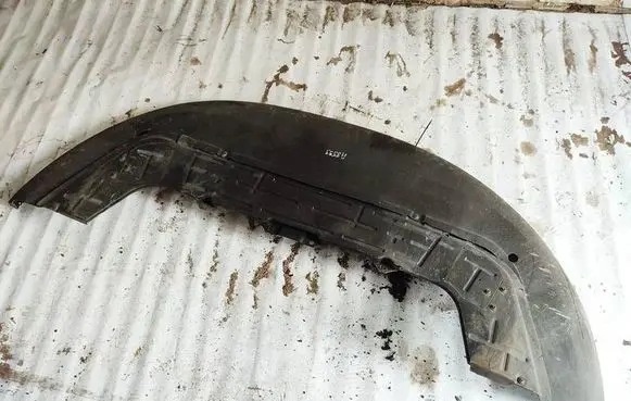 Fiat Croma Front bumper lip 