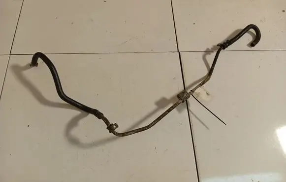 Volvo S40, V40 Engine coolant pipe/hose