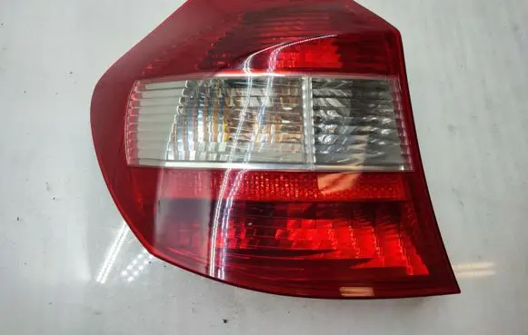 BMW 1 E81 E87 Rear/tail lights 6924501