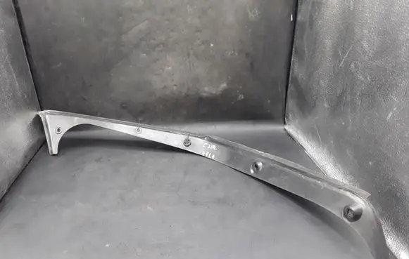Mercedes-Benz C W204 Tailgate/trunk side cover trim A2046931533 1623012