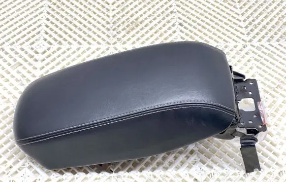Jeep Cherokee Armrest 
