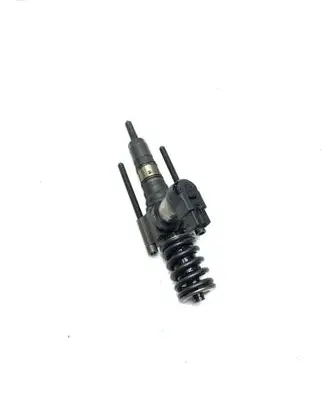 Volkswagen PASSAT B6 Fuel injector 000130073SX
