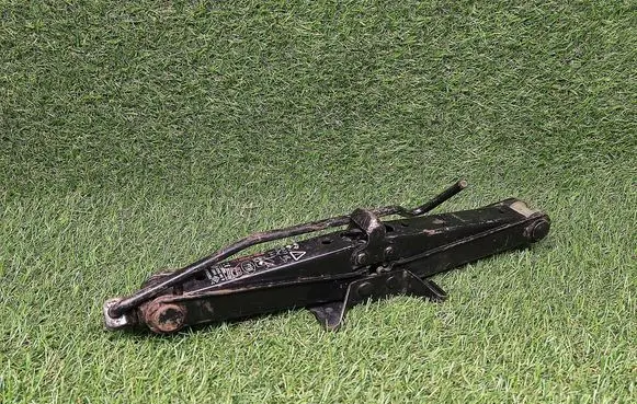 Renault Megane II Lift Jack 8200153953C 925KGMAX 330NM