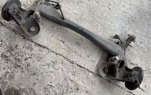 Peugeot 308 Rear subframe 