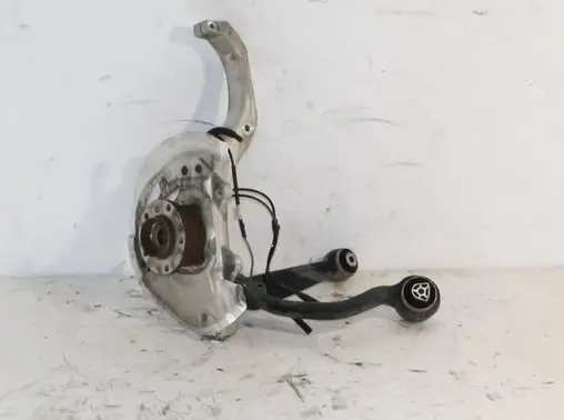BMW X5 F15 Front wheel hub 6869870