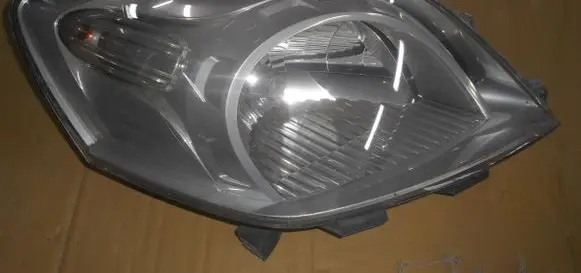 Citroen Nemo Headlight/headlamp 1353197080