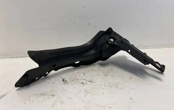 Mercedes-Benz E W211 Headlight/headlamp mounting bracket A2116260530