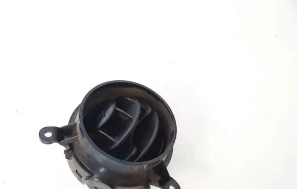 Ford Fusion Dash center air vent grill
