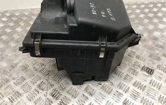Volvo XC90 Air filter box 