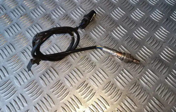 Opel Astra H Lambda probe sensor 55191128