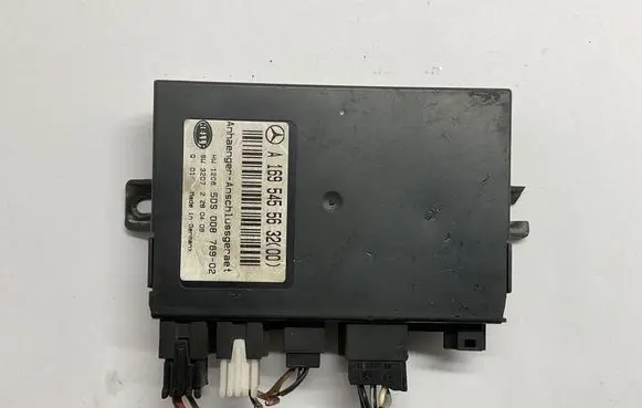 Mercedes-Benz Sprinter W906 Tow bar trailer control unit/module A1695455632 5DS00876902