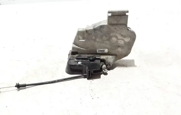 Volvo V50 Rear door lock 30799336