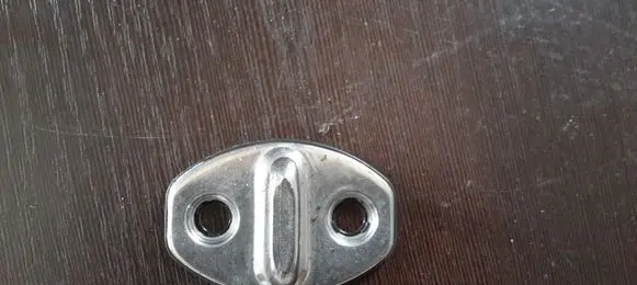 Volkswagen PASSAT B6 Front door lock loop/hook striker 