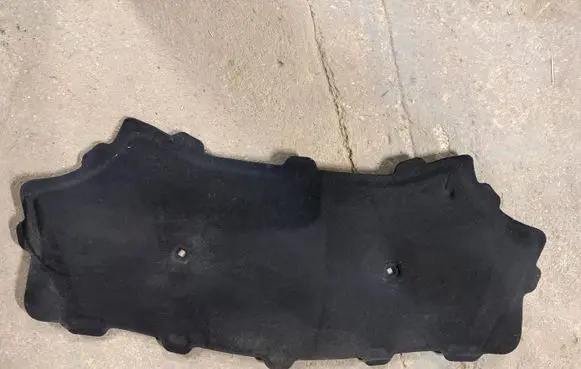 Audi A1 Engine bonnet/hood sound/heat insulation 