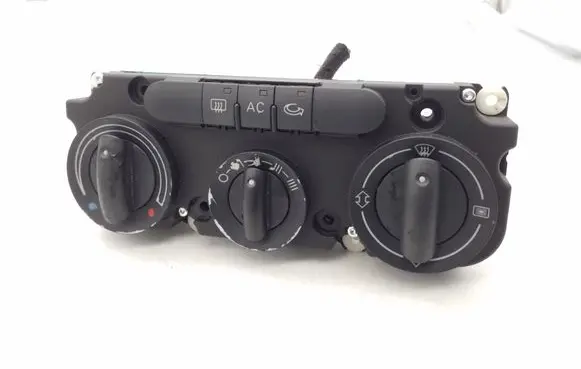 Audi A3 S3 A3 Sportback 8P Climate control unit 8P0820047 5HB00934300