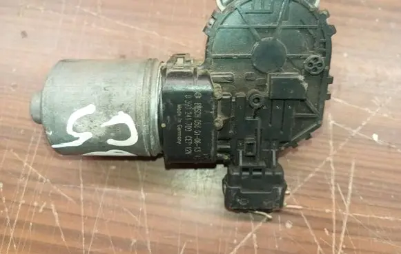 Citroen C5 Wiper motor 0390241700