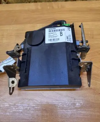 Volvo V70 Central console control unit 30782711 442410480004 30782735