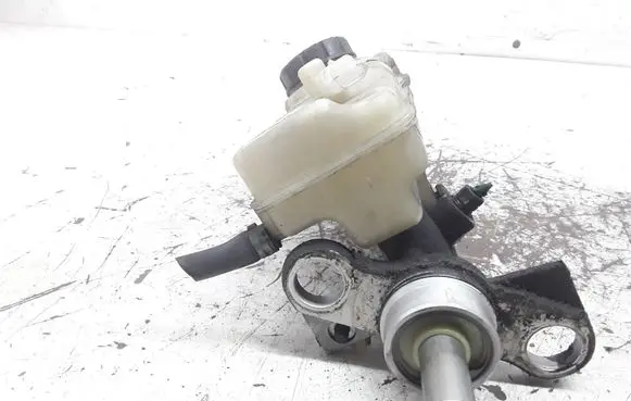 Renault Scenic II - Grand scenic II Master brake cylinder 32067111D