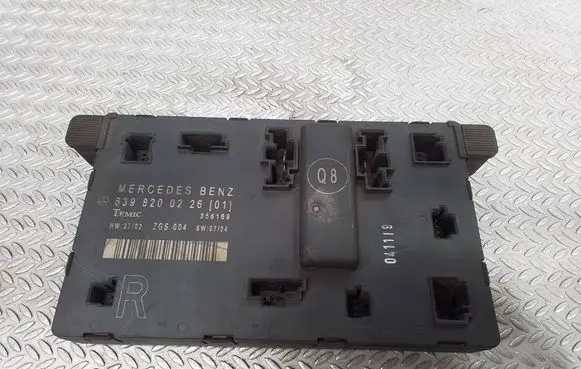 Mercedes-Benz Sprinter W901 W902 W903 W904 Door control unit/module 6398200226 356169