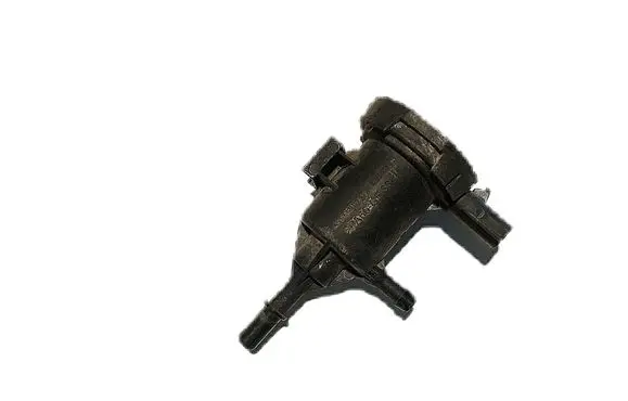 Mercedes-Benz CLS C218 X218 Vacuum valve A0014760532