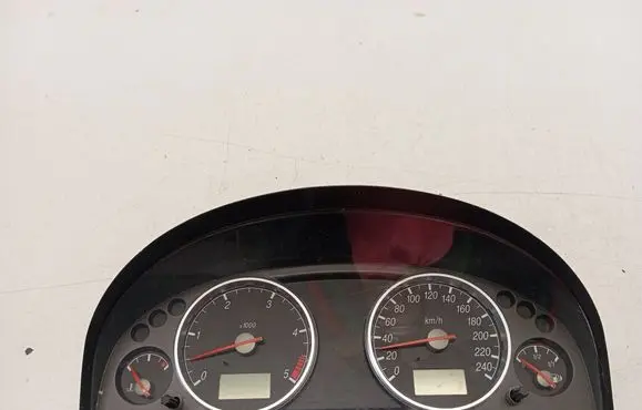 Ford Mondeo Mk III Speedometer (instrument cluster) 1S7F10841 44ZU187