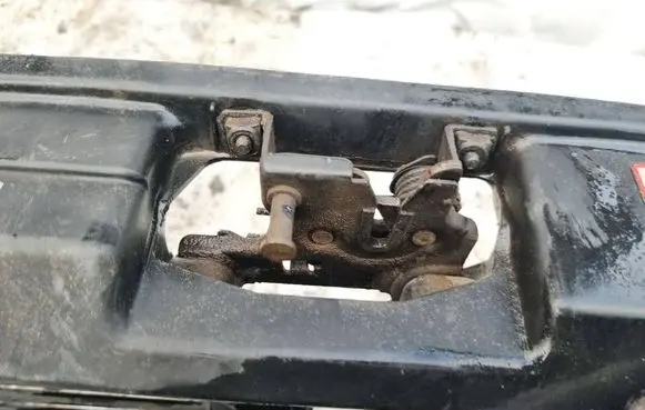 Audi A4 S4 B5 8D Engine bonnet/hood lock/catch