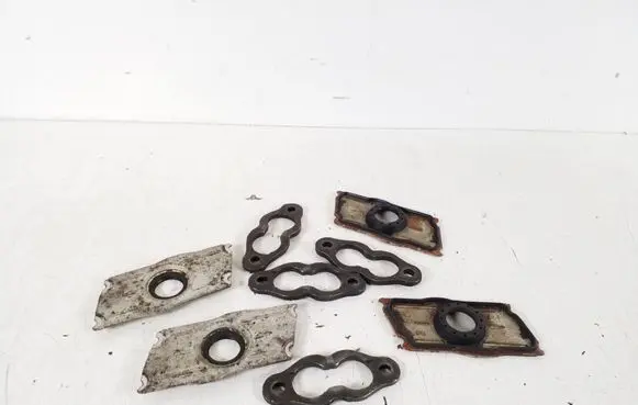 Audi A4 S4 B8 8K Fuel Injector clamp holder