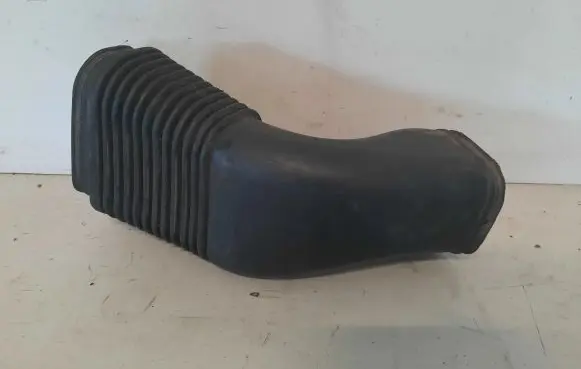 BMW X3 E83 Intake resonator 3401555