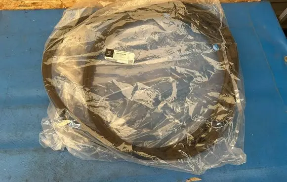 Mercedes-Benz C W206 Seal rubber (tailgate) A2067402100