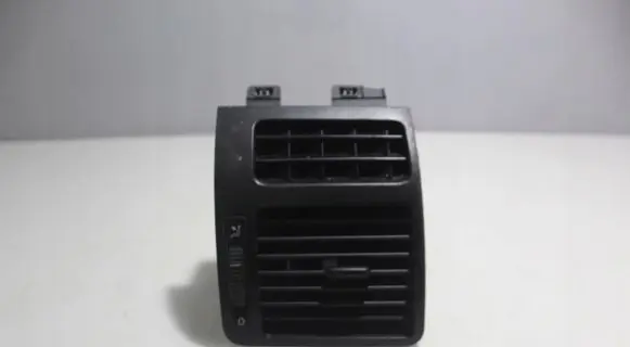 Volkswagen Touran I Dashboard side air vent grill/cover trim