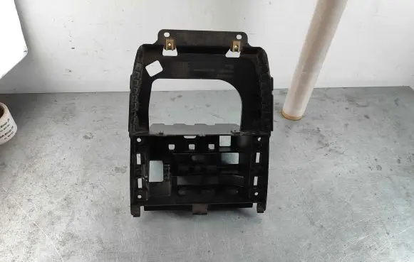 Volvo XC90 Radio/GPS head unit trim 03409622