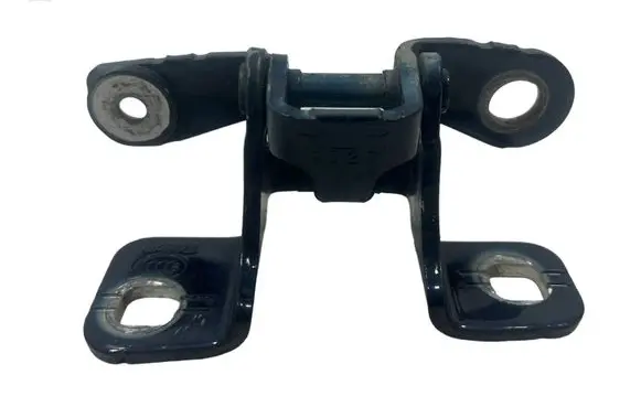 Chrysler 300 - 300C Rear door lower hinge A046923