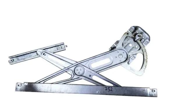 Toyota Yaris Front door manual window regulator 