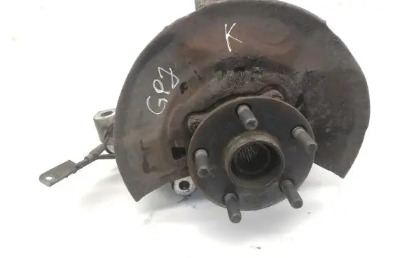 Toyota Prius (XW30) Front wheel hub W0770 PF2L