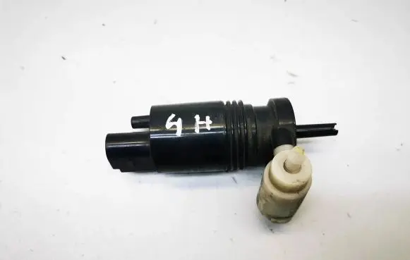Mercedes-Benz R W251 Headlight washer pump 31166 002033 0706161N