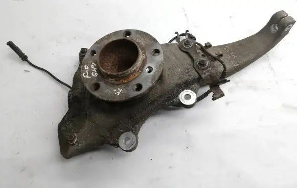 BMW 5 F10 F11 Front wheel hub
