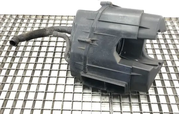 Audi A8 S8 D3 4E Air filter box 07L133836L