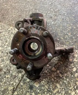 Ford S-MAX Front wheel hub