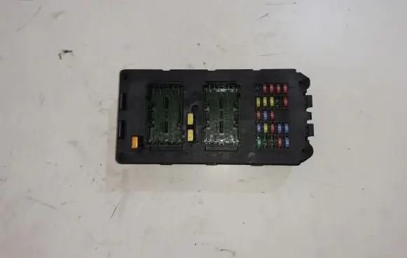 Jeep Grand Cherokee (WK) Fuse module 56049915AA