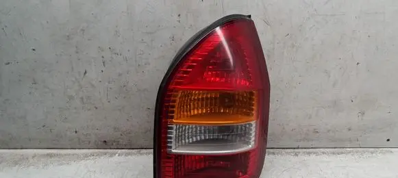 Opel Zafira A Rear/tail lights 62281