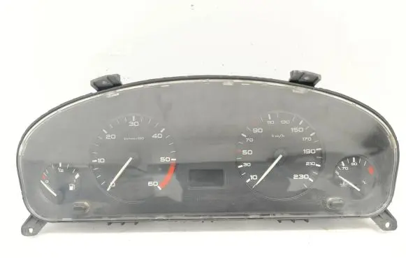 Speedometer (instrument cluster)