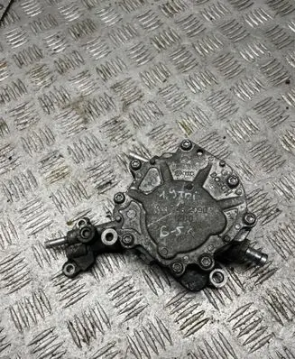Volkswagen Golf V Vacuum pump 038145209Q