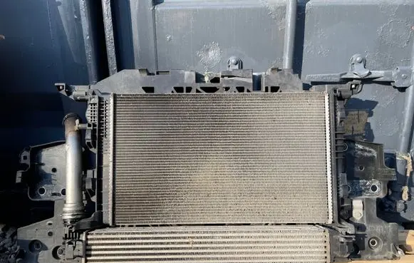 Renault Scenic III - Grand scenic III Radiator support slam panel 752100007R