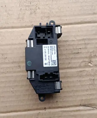 Audi Q7 4L Heater blower fan relay 3C0907521F
