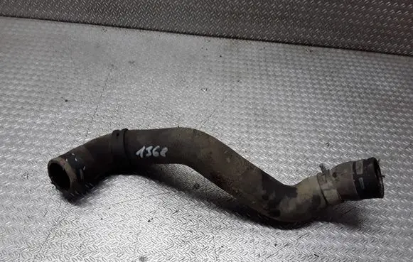 Nissan Navara D40 Engine coolant pipe/hose